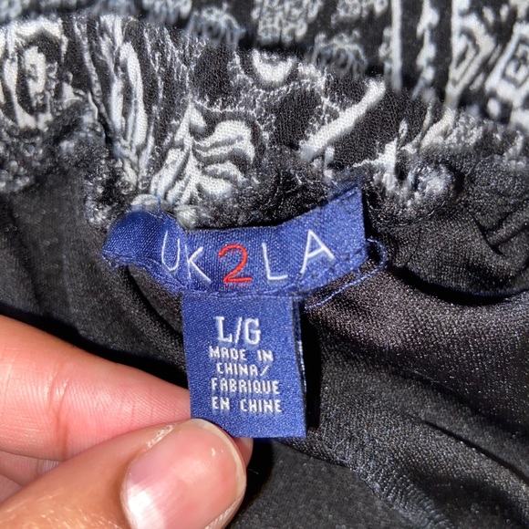 Patterned Skirt - Picture 2 of 2